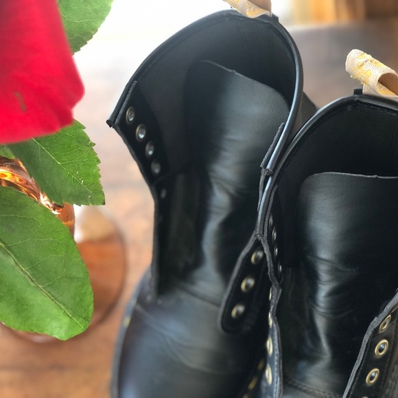 DOC MARTENS Black Boots Classic  🖤 - Picture 8 of 12